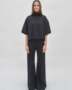 BOXY TURTLENECK TOP