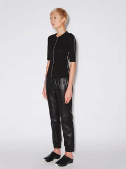 CONTRAST STITCH T-SHIRT