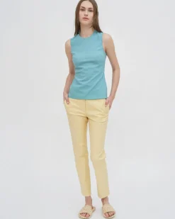 FITTED CREWNECK TANK TOP