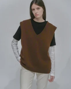 OVERSIZED SWEATER VEST