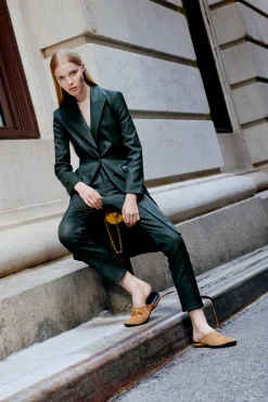 PEAK LAPEL COAT