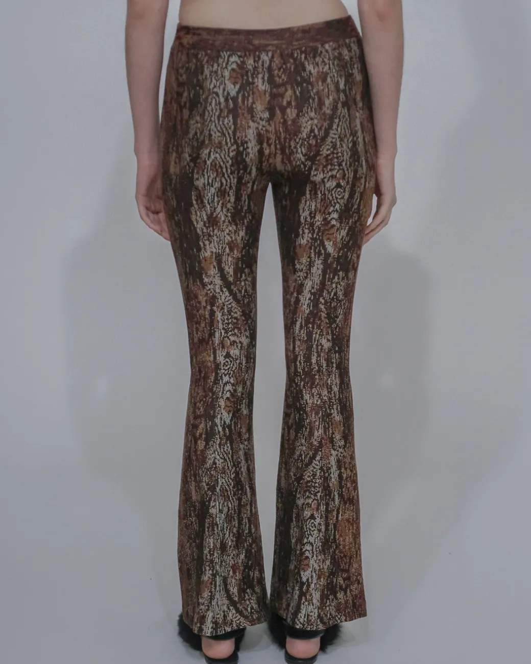 PULL-ON CROPPED FLARE - WOODGRAIN
