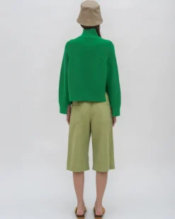 RIBBED PANELED TURTLENECK