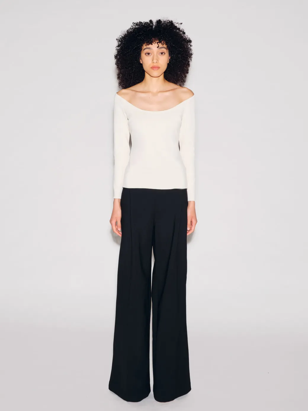 SCOOP NECK OFF THE SHOULDER TOP