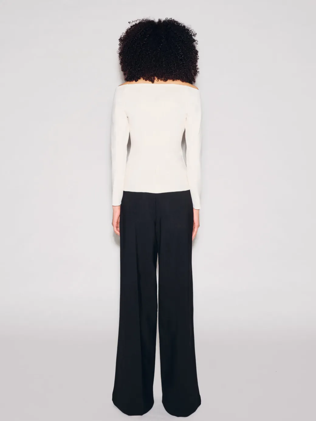 SCOOP NECK OFF THE SHOULDER TOP