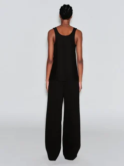 SCOOP NECK TANK - SOLID INTERLOCK