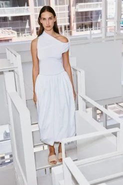 TWIST NECK TOP